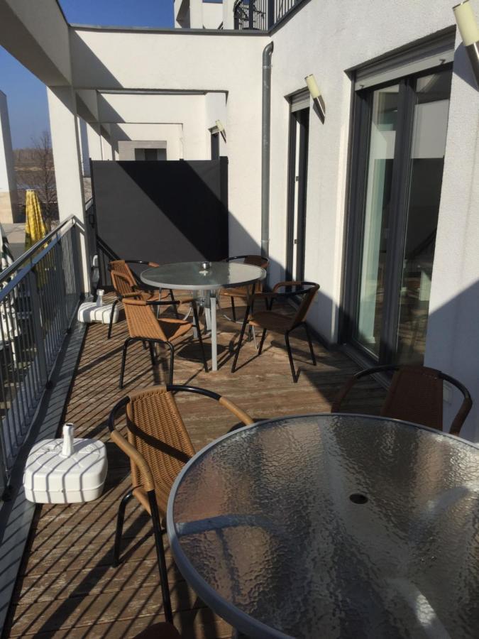 Appartements Am Hafen ツヴェンカウ エクステリア 写真