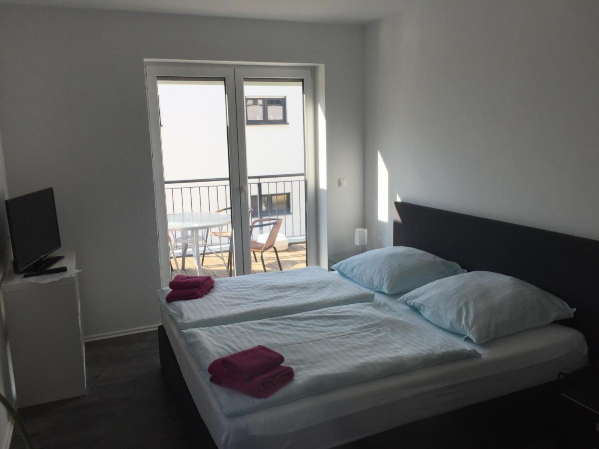 Appartements Am Hafen ツヴェンカウ エクステリア 写真